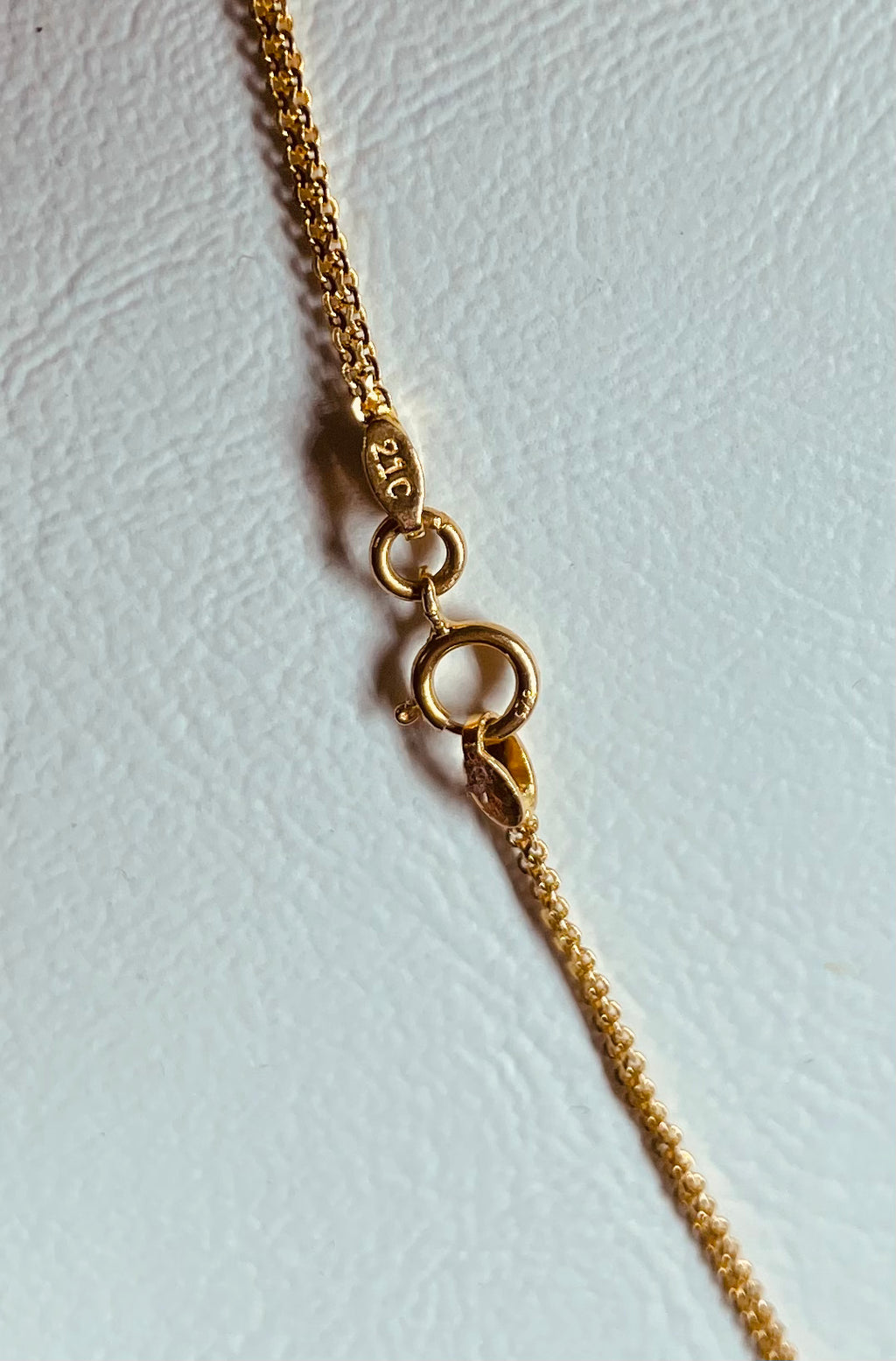 Halsband 21k 3.1g lång 50cm